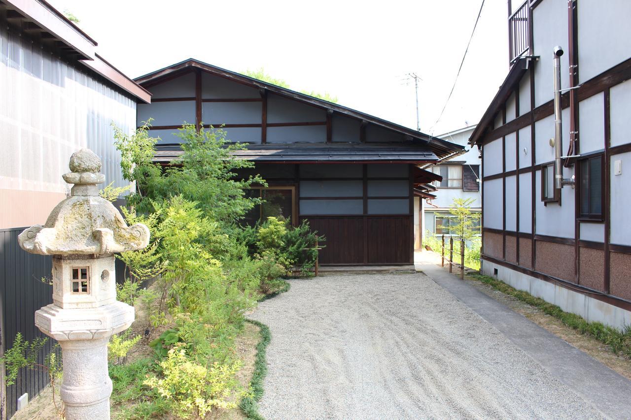 Kusa No Niwa - 飛騨高山 一棟貸切古民家宿 草の庭 Exterior foto